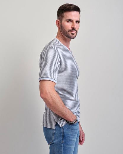 Santa Monica V-neck 4