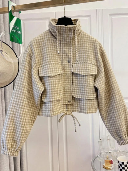 Effortless Style Plaid Cropped Jacket
