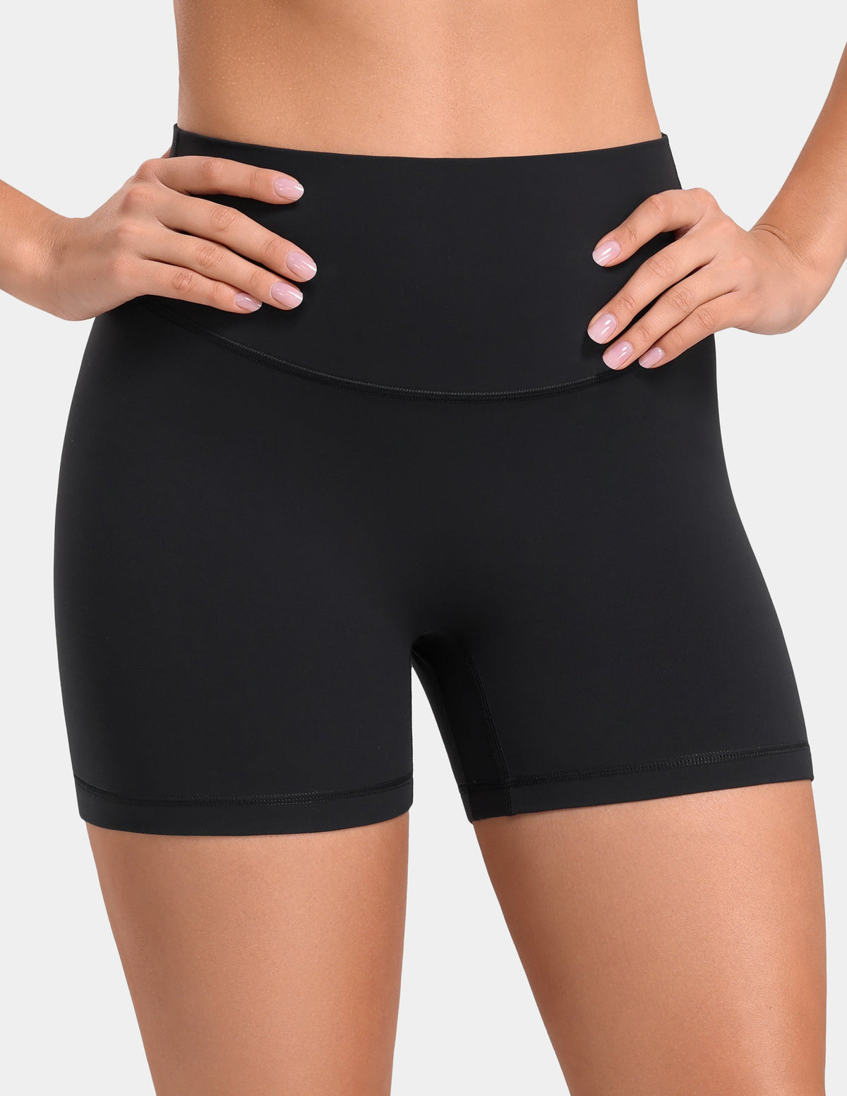 Sculptiva High Waisted No Front Seam Butt Scrunch 4'' Sports Short 3