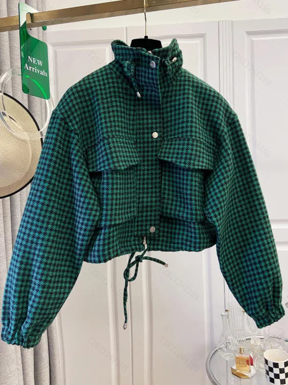 Effortless Style Plaid Cropped Jacket