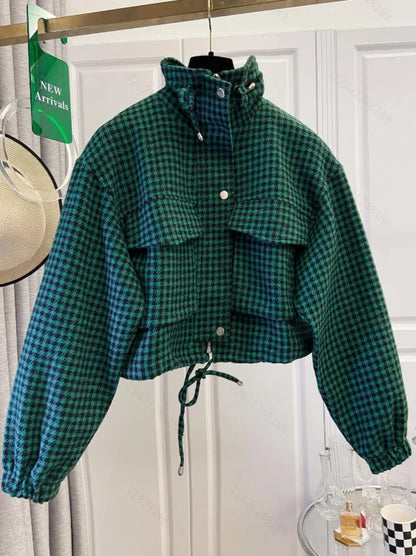 Effortless Style Plaid Cropped Jacket