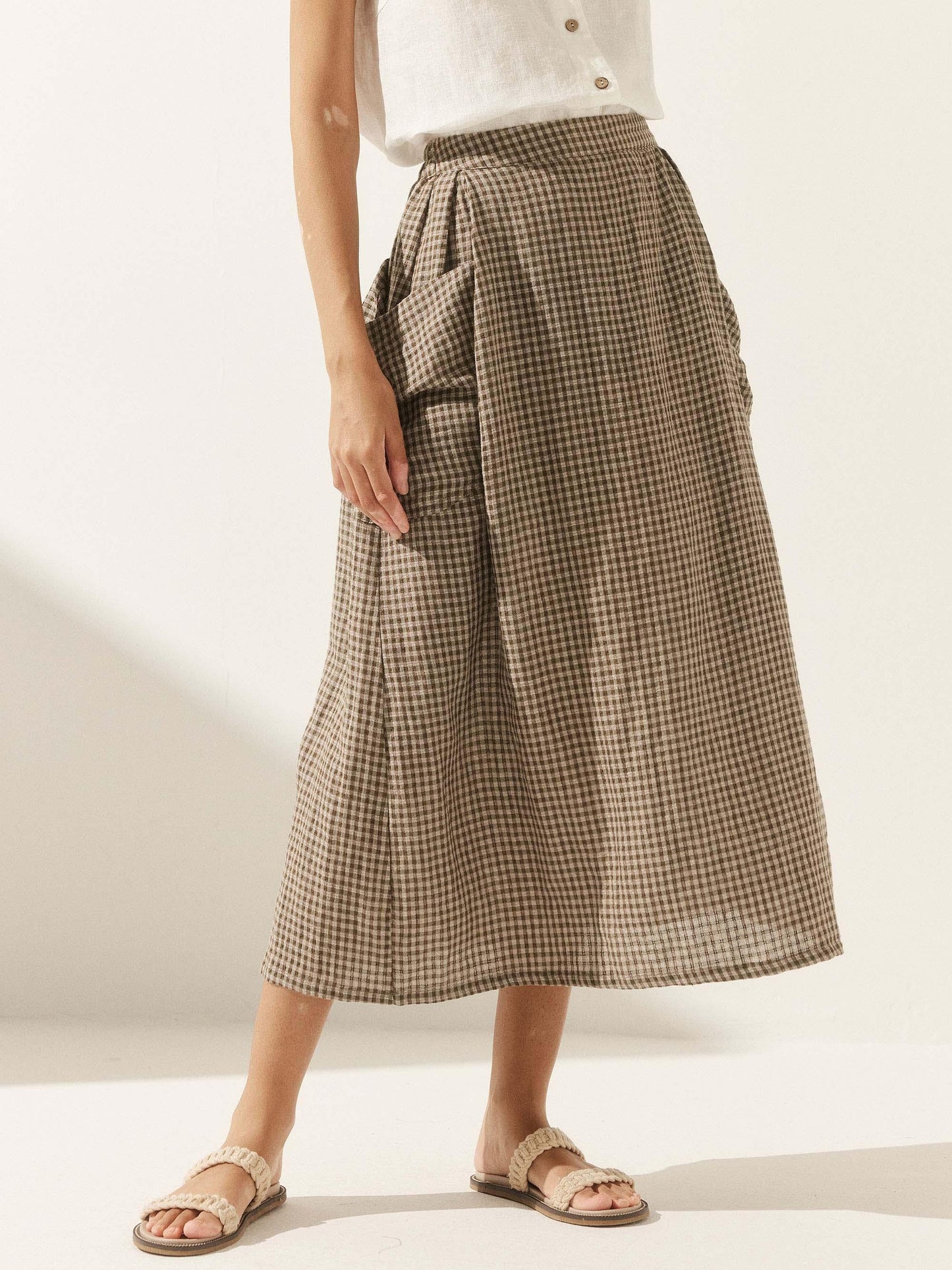 Sophie | Chic A-Line Midi Skirt with Pockets 0