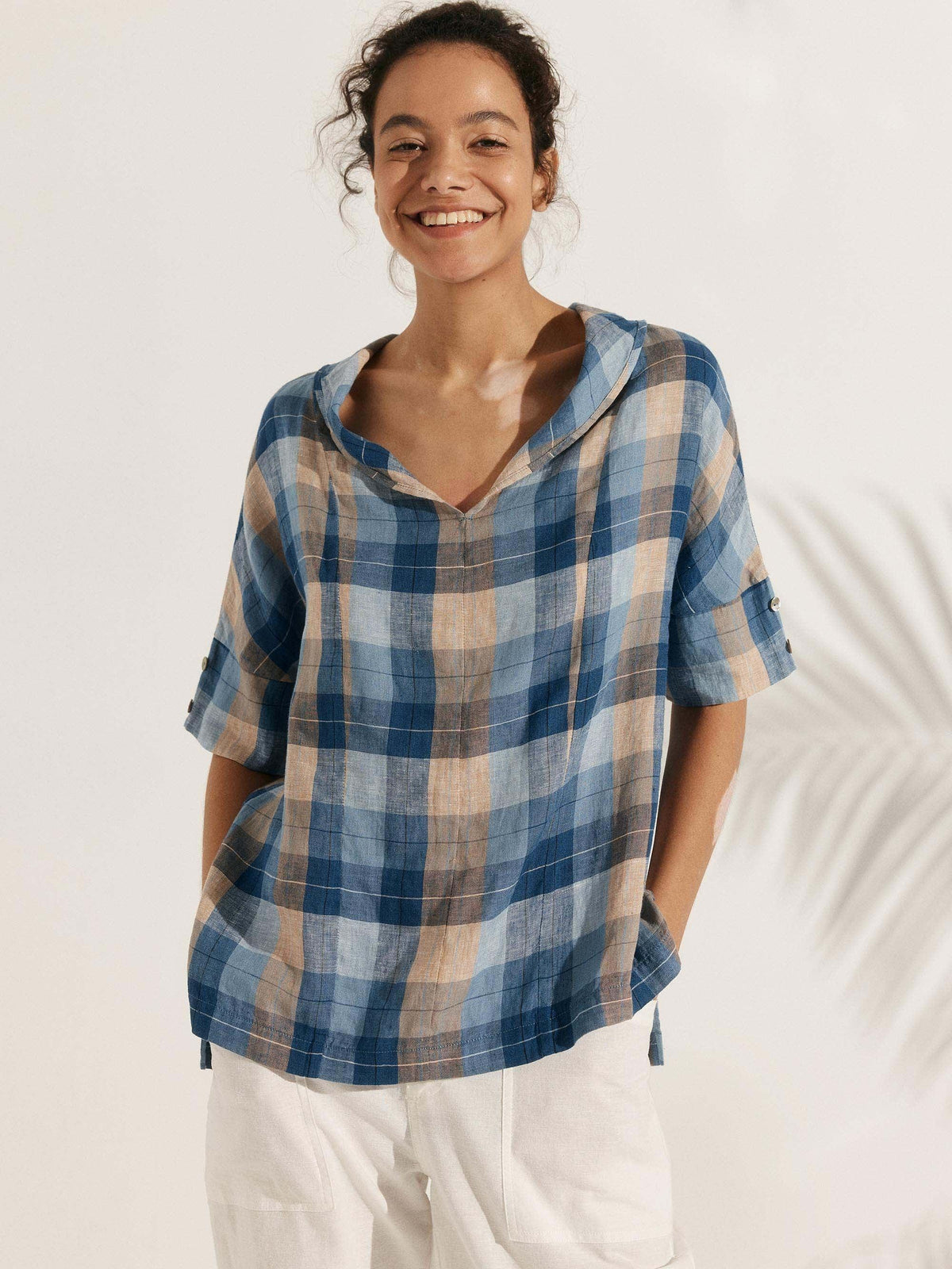 Sophie | Chic Relaxed Fit White Linen Shirt for Women 3