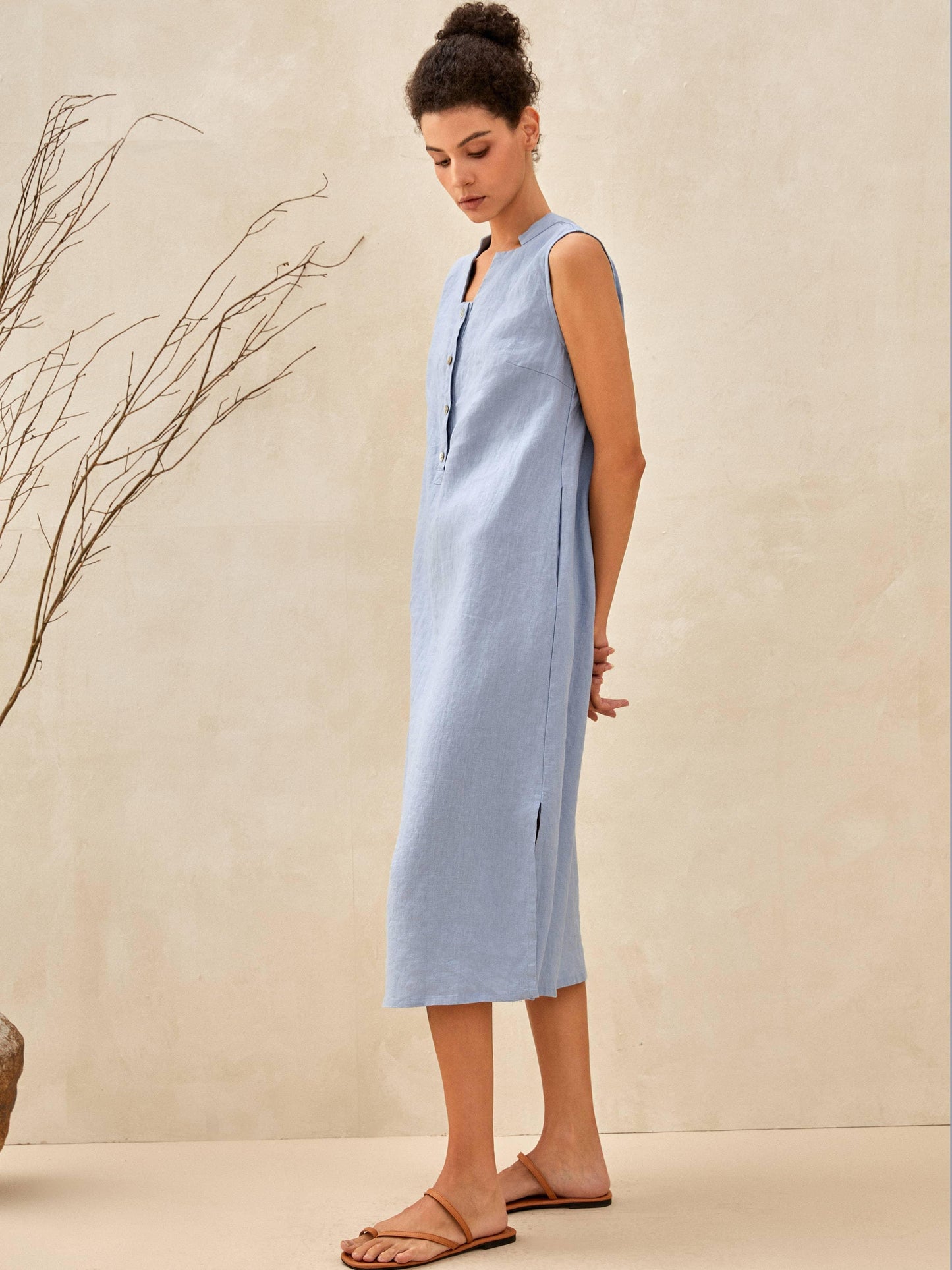Sophie | Elegant Sleeveless White Maxi Dress for Women 2