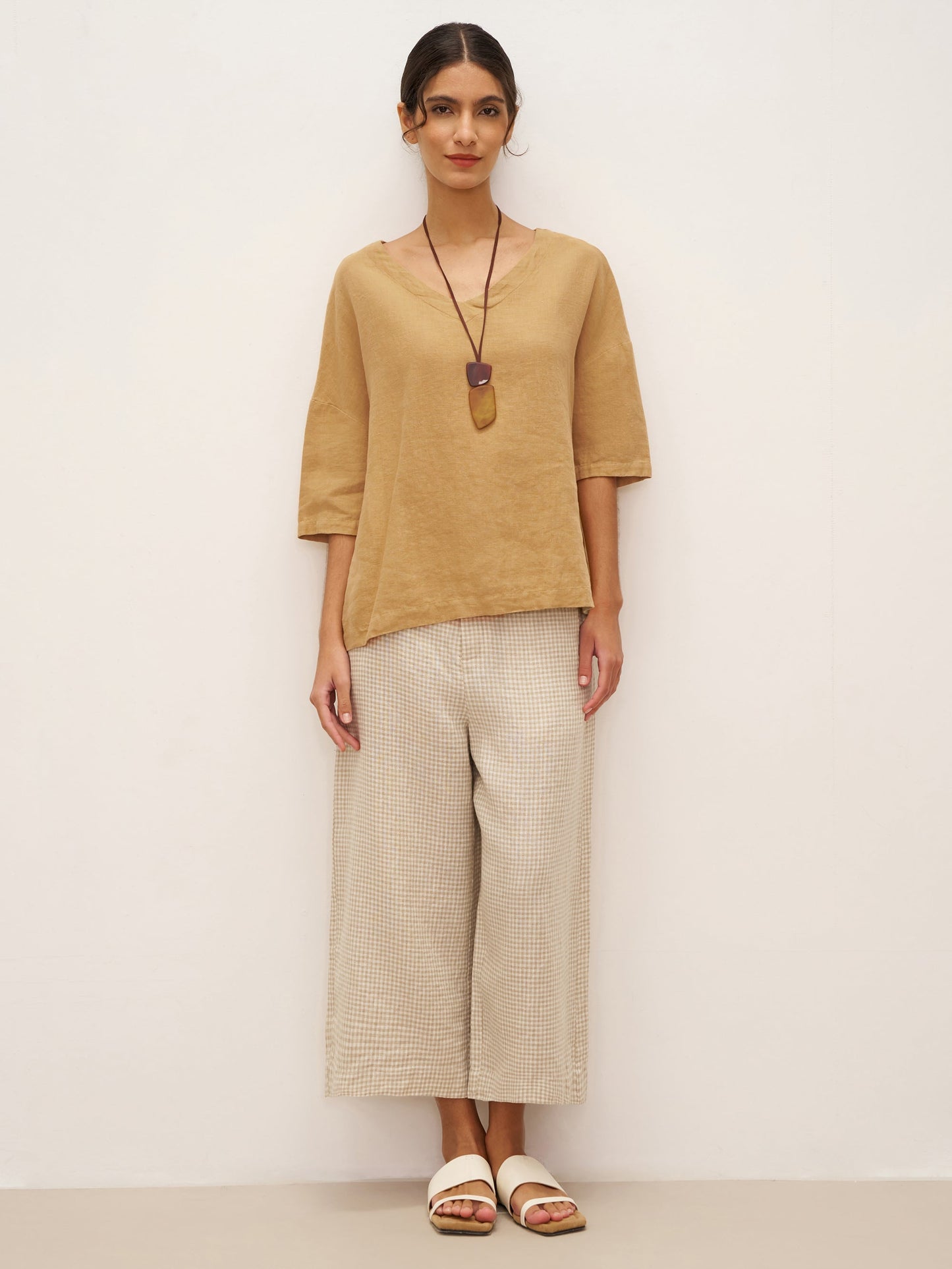 Sophie | Relaxed Elegant Linen V-Neck Women's Top 5