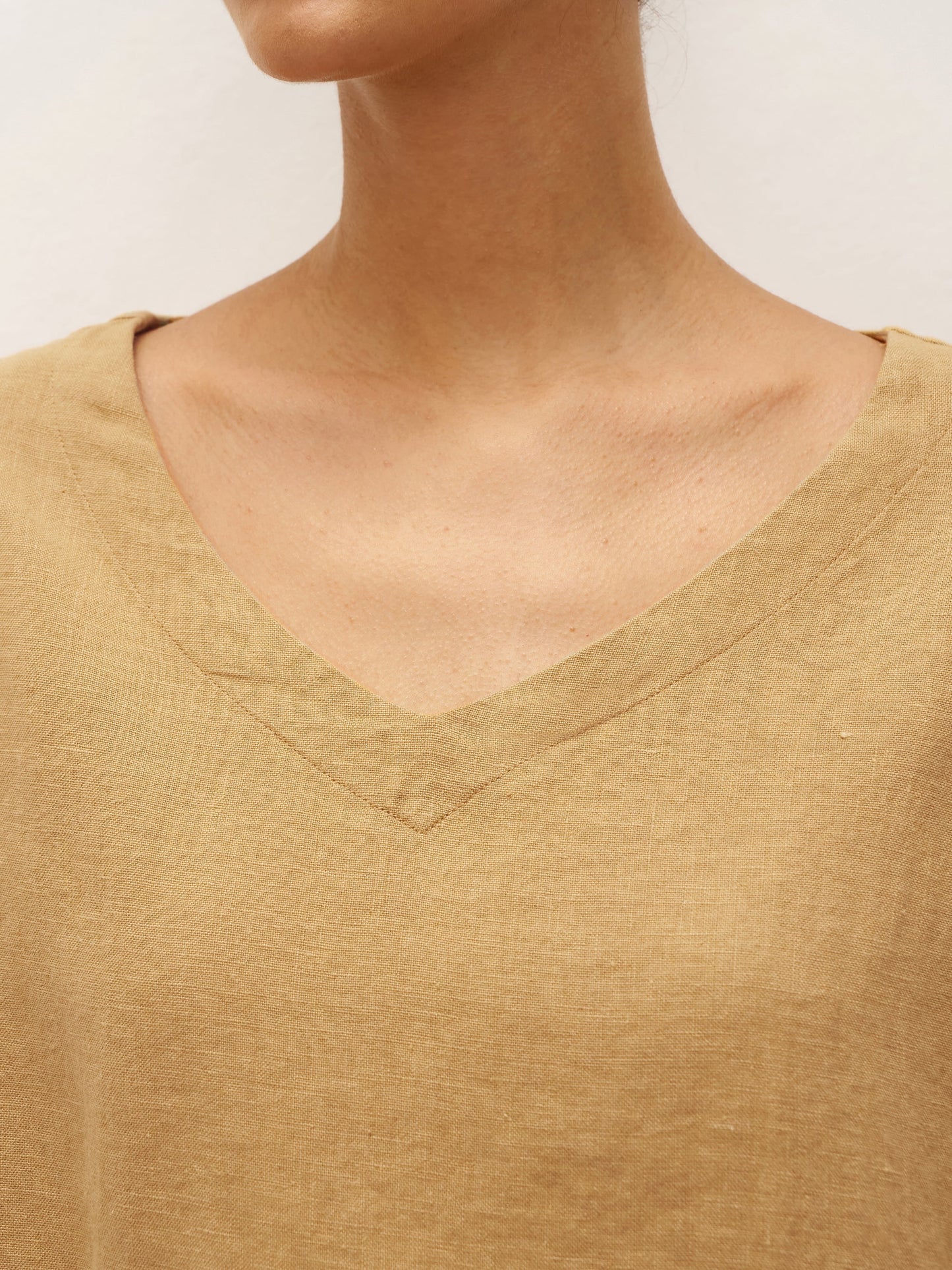 Sophie | Relaxed Elegant Linen V-Neck Women's Top 8