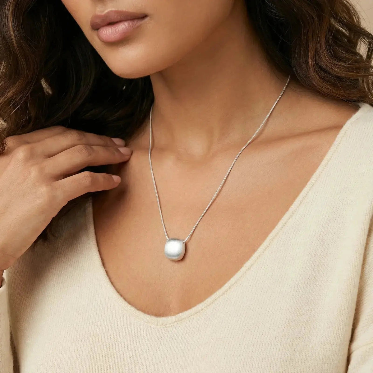 Sphère Brushed Sphere Pendant Necklace in Sterling Silver 5