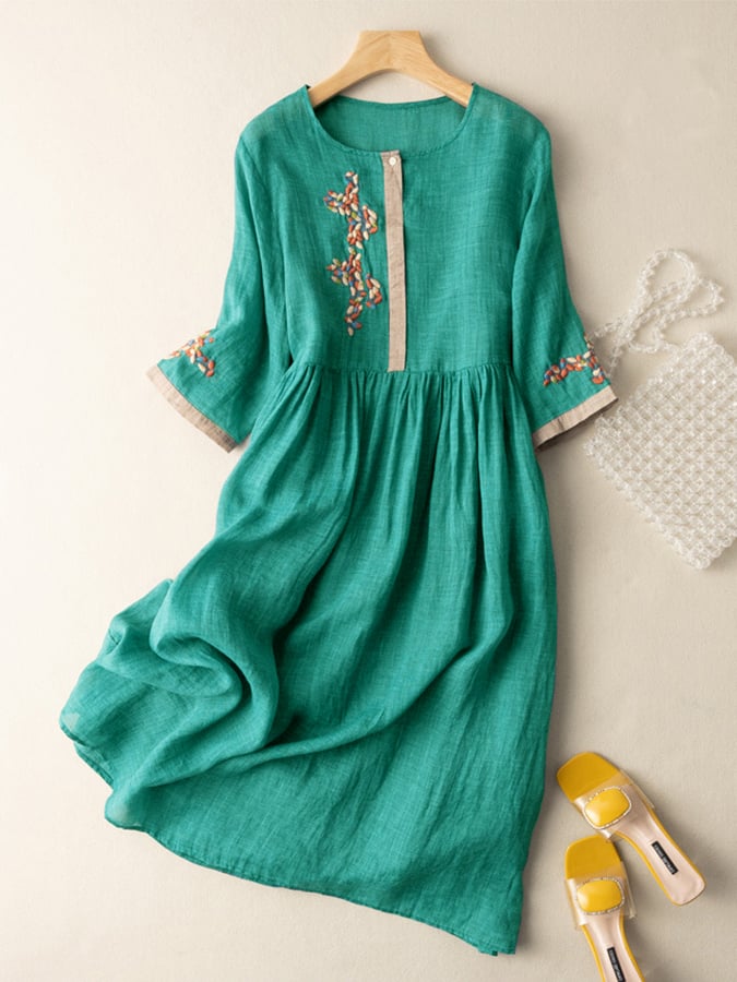 Stefania | Embroidered Linen Midi Dress 2