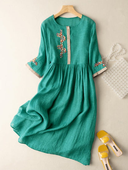 Stefania | Embroidered Linen Midi Dress 2