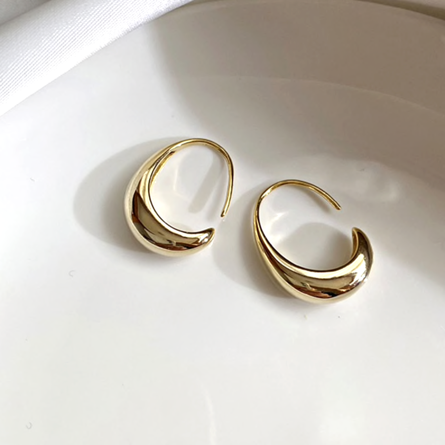 Stylish Golden Earrings 1