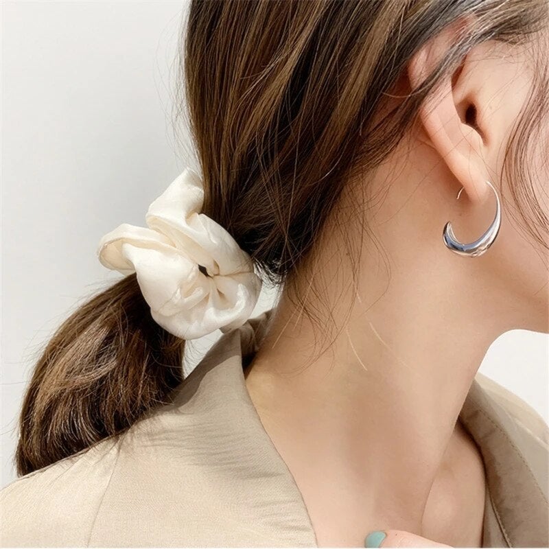 Stylish Golden Earrings 3