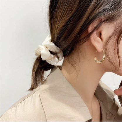 Stylish Golden Earrings 4