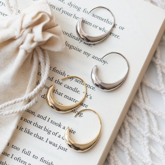 Stylish Golden Earrings 5