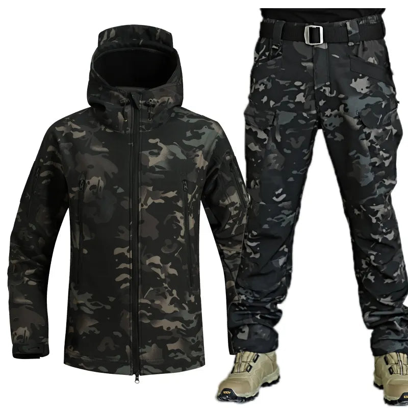 Tactical Polyester Jacket and Pants Set with Hood and Zip Pockets 2