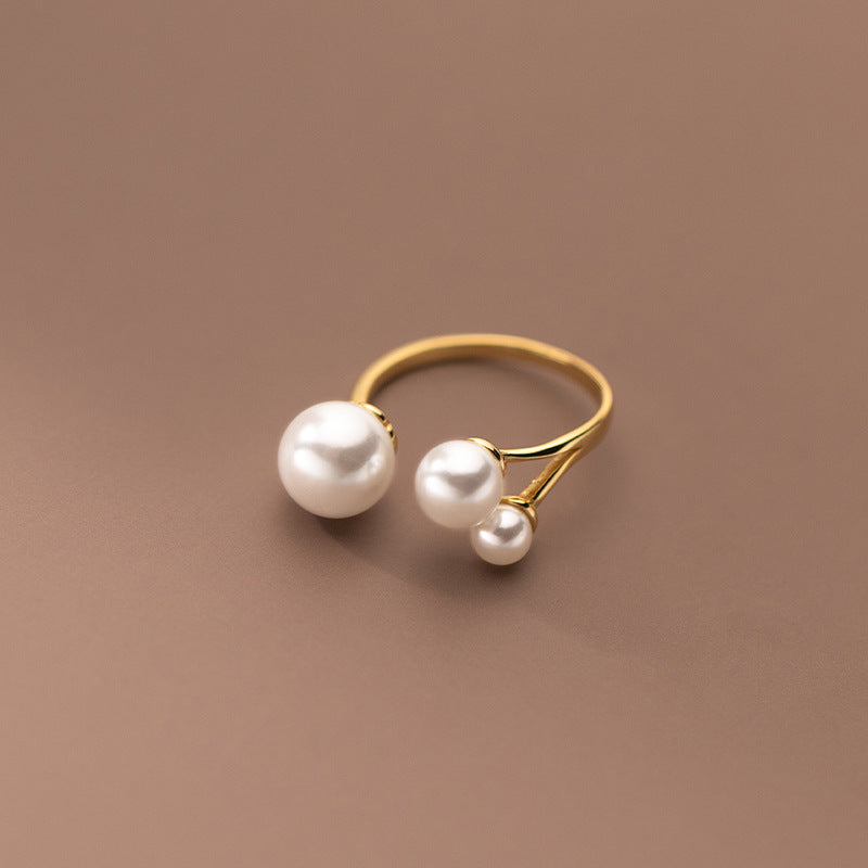 Three-Pearl Ring with Adjustable Band 1