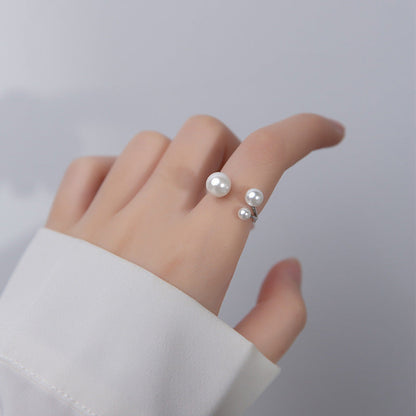 Three-Pearl Ring with Adjustable Band 3