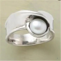 Timeless Pearl Inlay Ring 0