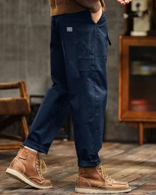 Utility woven cargo pants with flap pockets and pleated waist 4