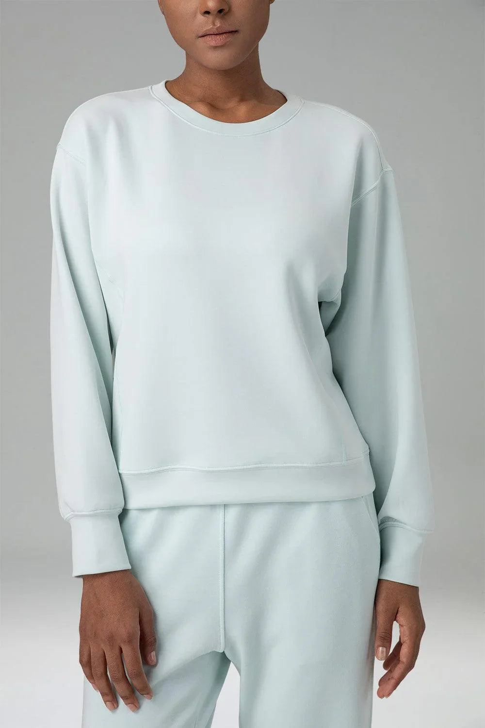 Velvra Modal Crewneck Long Sleeve Sweatshirt 15