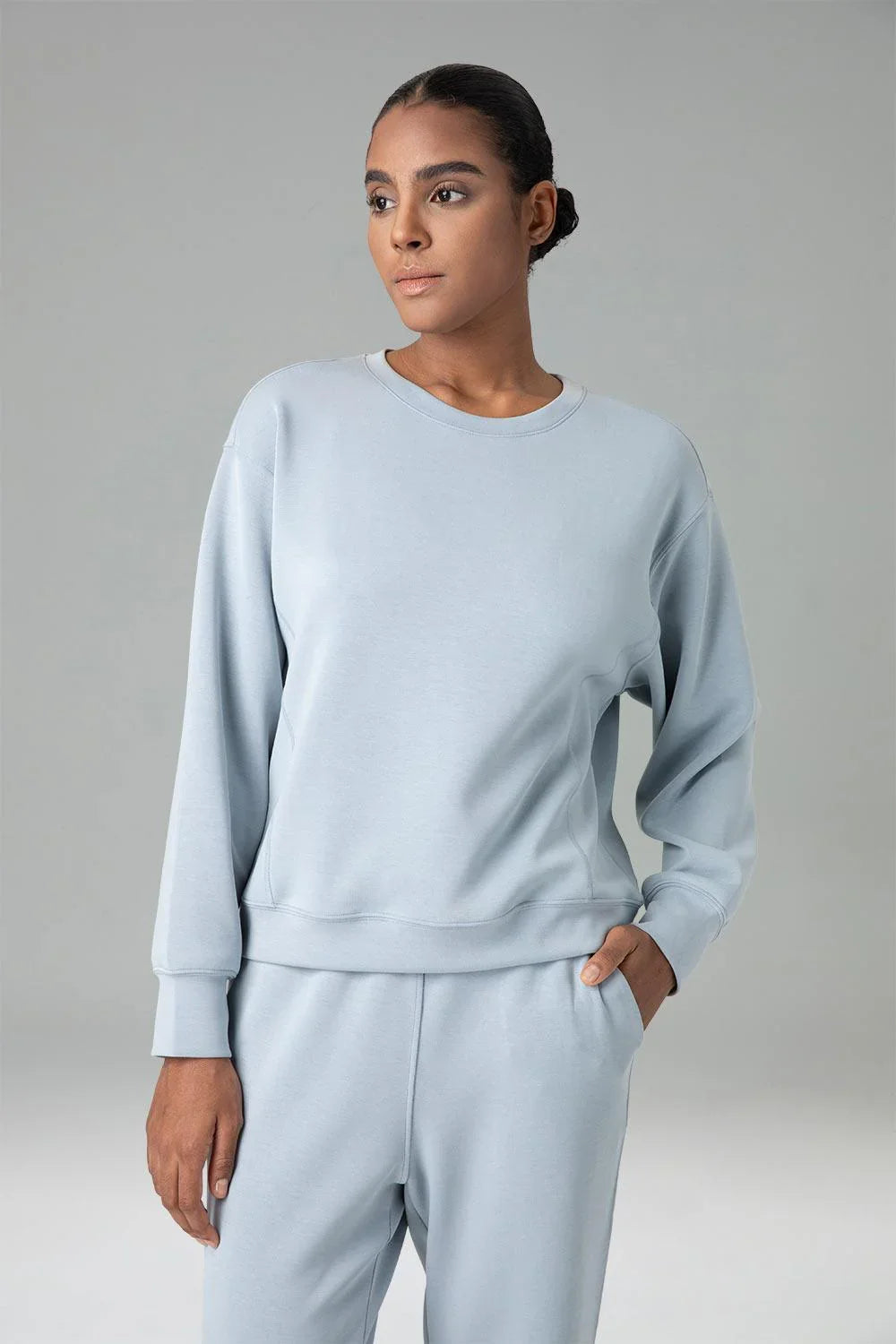 Velvra Modal Crewneck Long Sleeve Sweatshirt 16