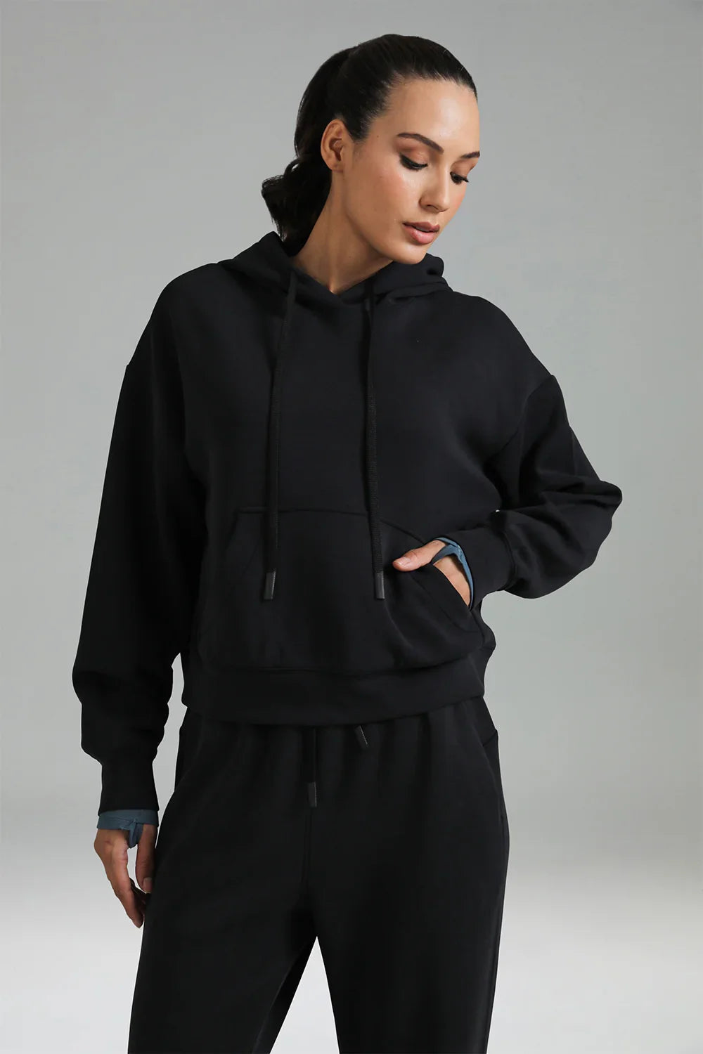 Velvra Modal Cropped Pullover Hoodie 4