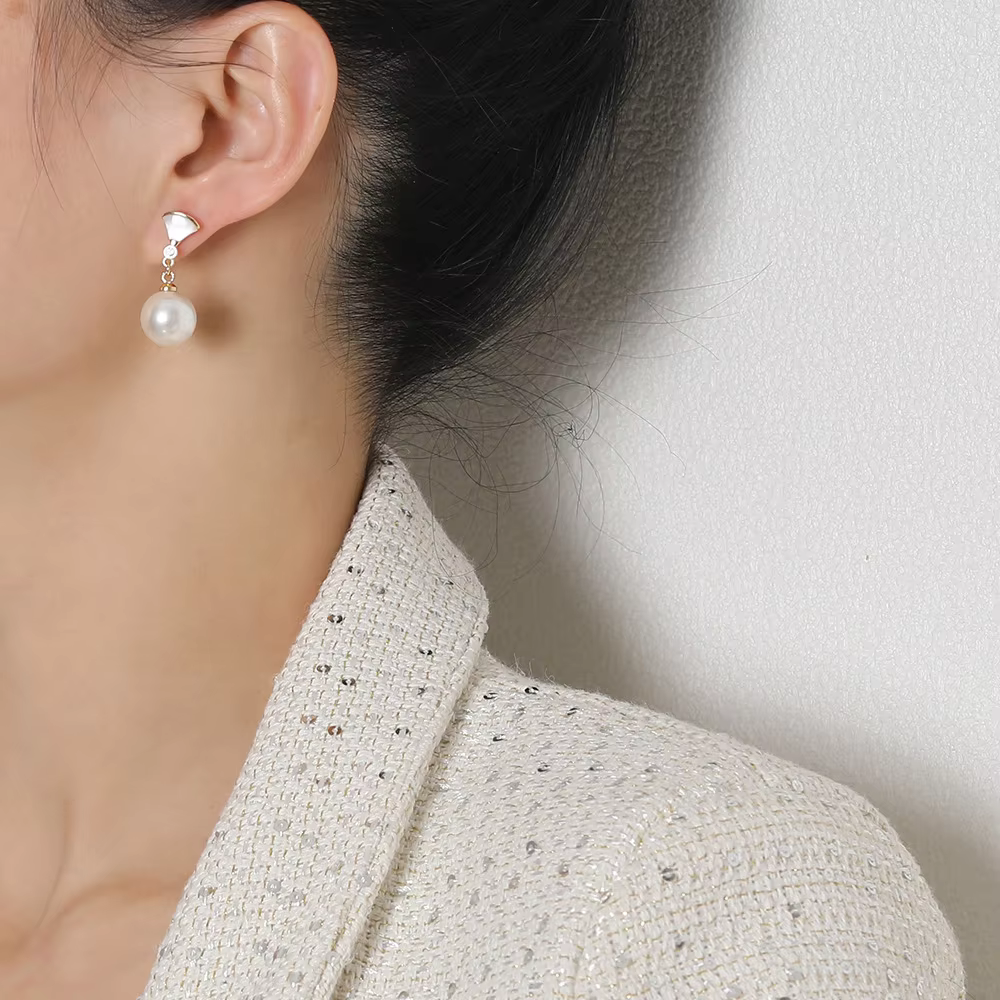 Vintage Silver Pearl Studs 1