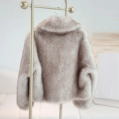 Women's Faux-Fur Short Jacket — Lightweight, Warm Winter Coat for Chic High-Street Fashion