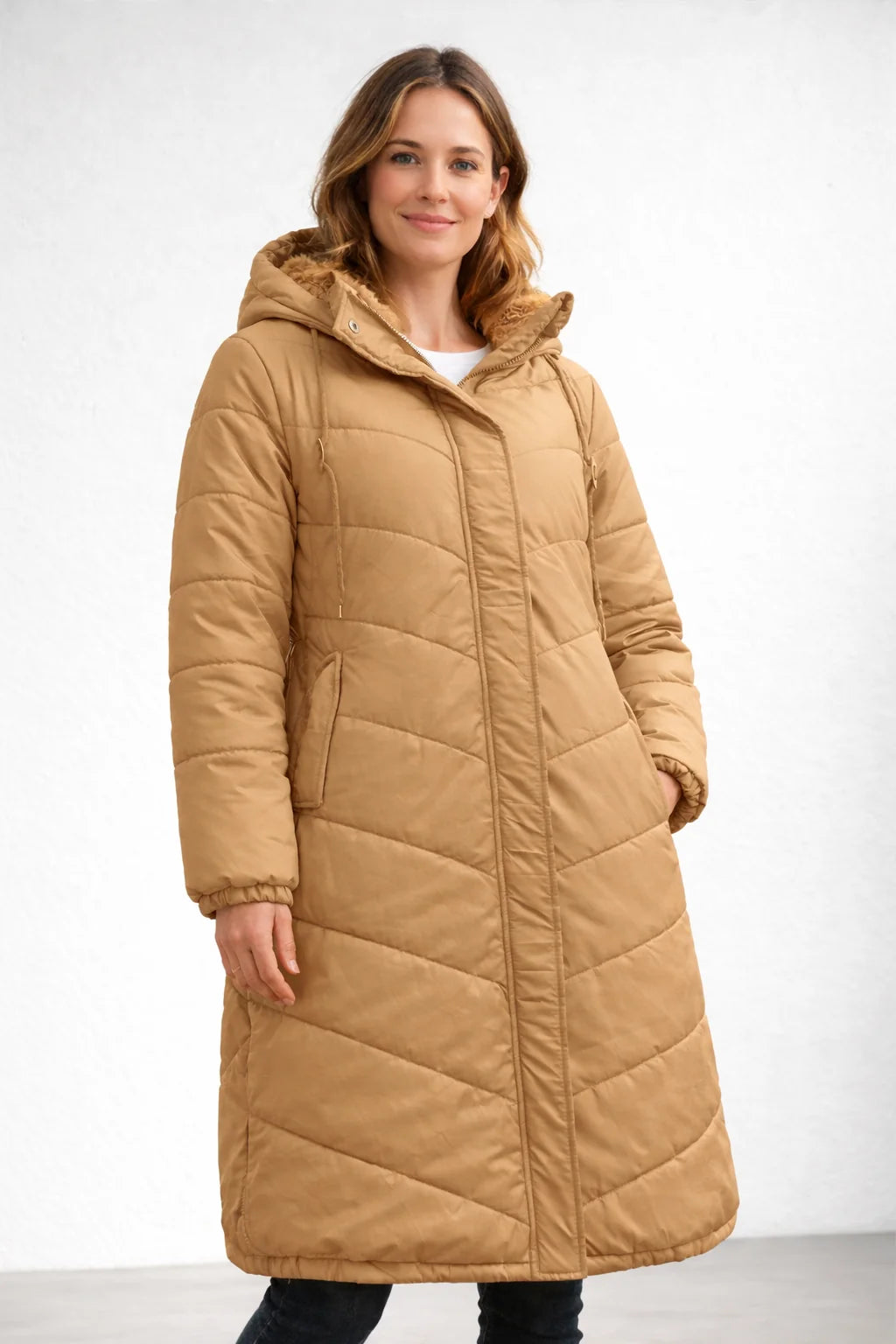 Women's quilted coat with hood and fleece lining 4