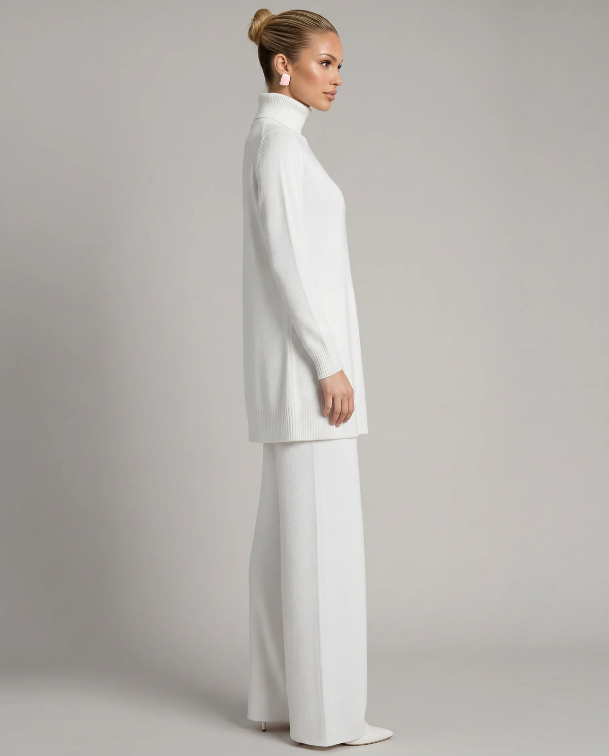Wynna Knit Loungewear Set | Cozy Polyester, Relaxed Turtleneck & Wide-Leg Trousers 1