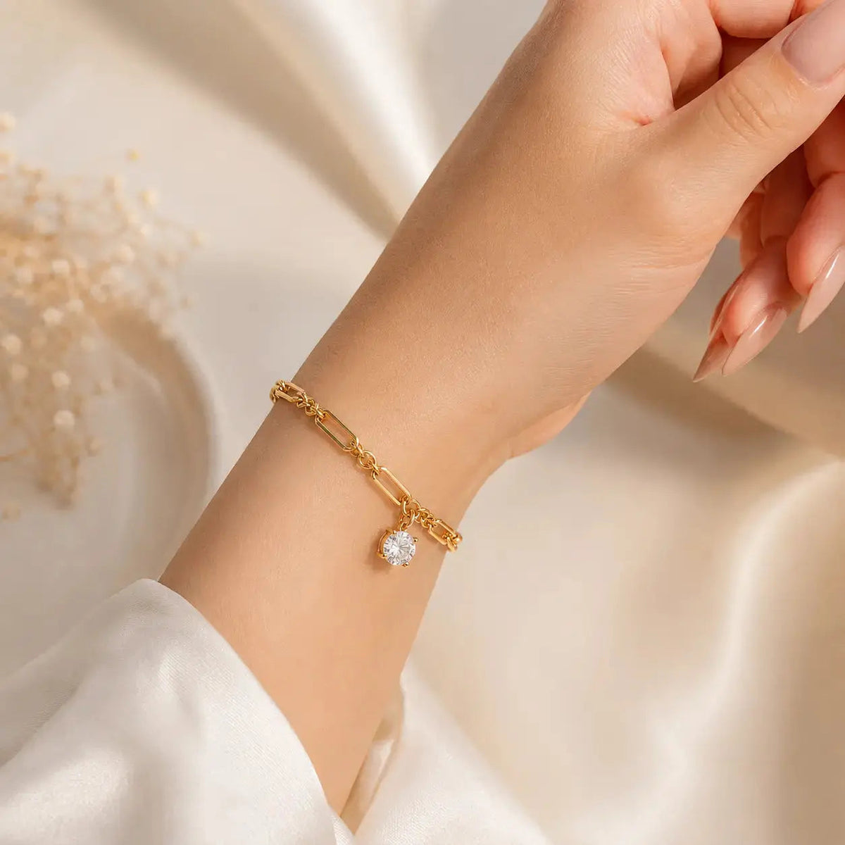 Zircon Charm Chain Bracelet - 18K Gold Plated 2