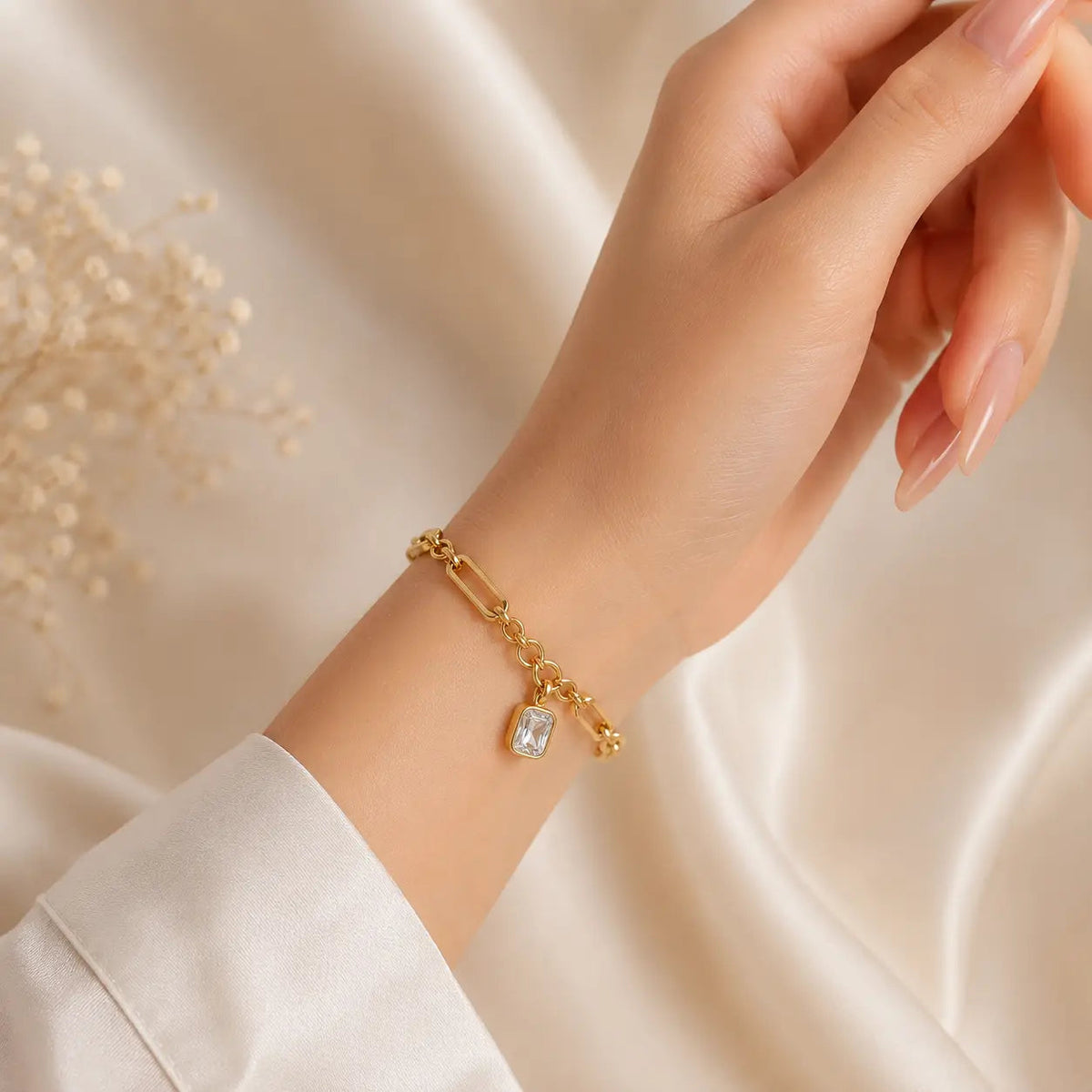 Zircon Charm Chain Bracelet - 18K Gold Plated 5